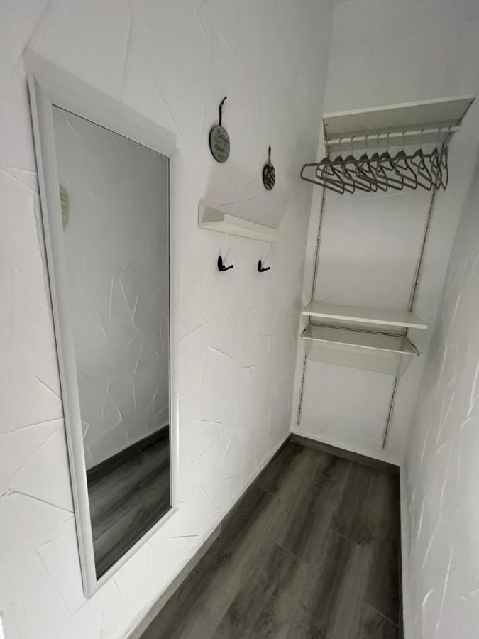 Apartamento La Lola - Patio Privado ヘレス エクステリア 写真