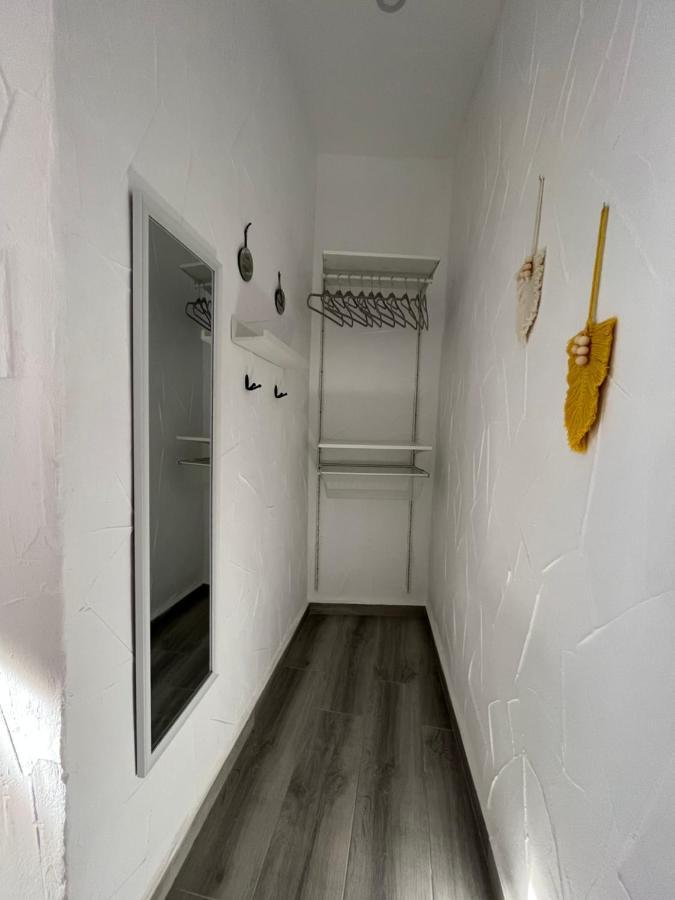 Apartamento La Lola - Patio Privado ヘレス エクステリア 写真