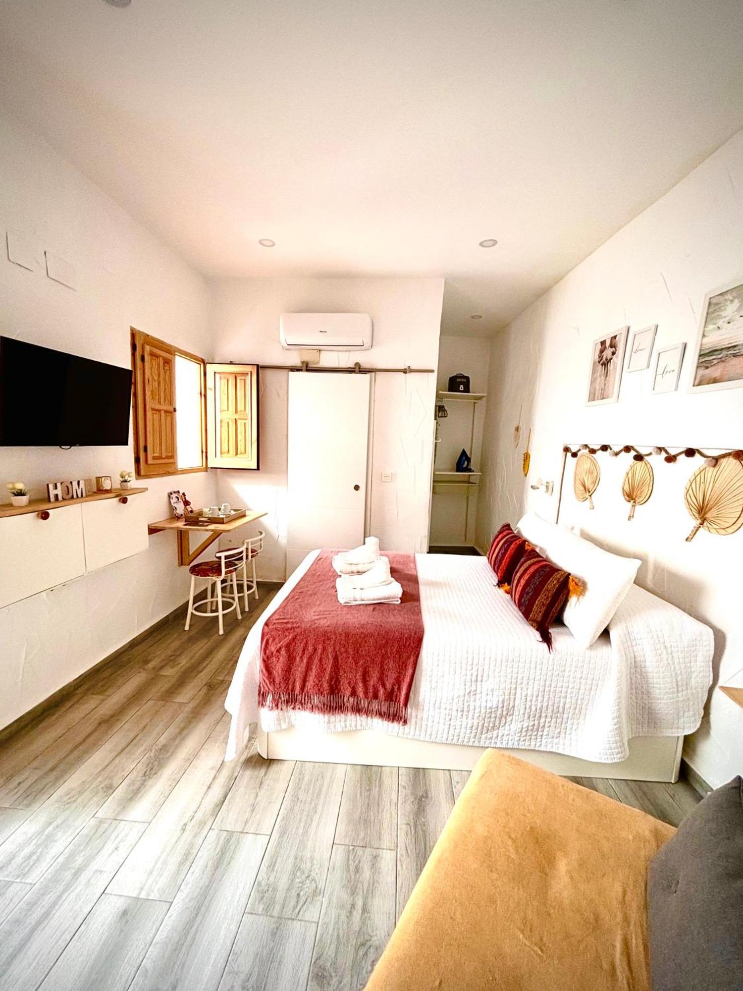 Apartamento La Lola - Patio Privado ヘレス エクステリア 写真